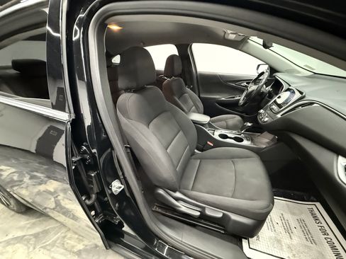 Used 2020 Chevrolet Malibu RS image 19