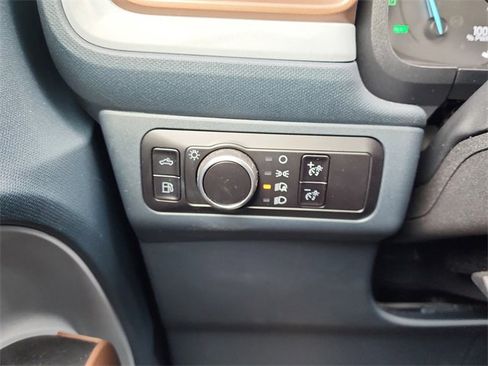 Used 2023 Ford Maverick Lariat w/ Lariat Luxury Package image 30