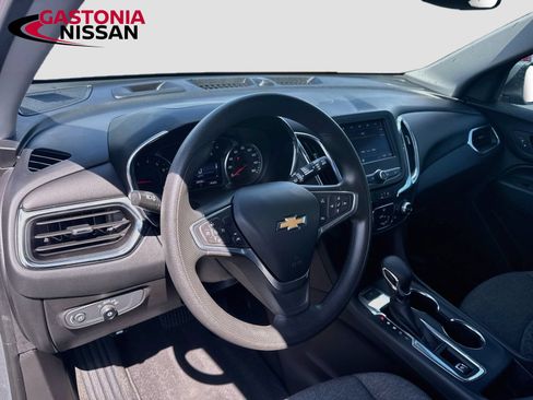Used 2023 Chevrolet Equinox LT AWD/4WD image 11