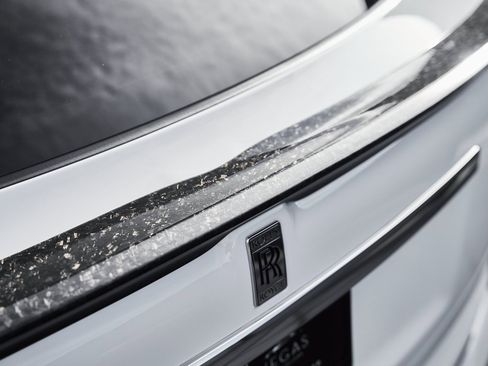 Used 2025 Rolls-Royce Cullinan image 16