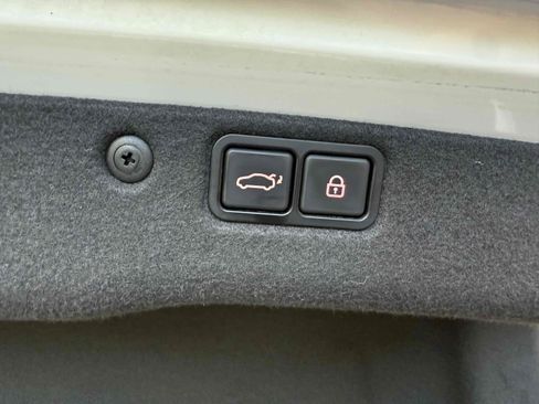 Used 2011 Hyundai Equus Ultimate image 76