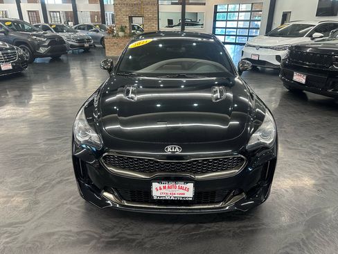 Used 2021 Kia Stinger GT-Line image 2