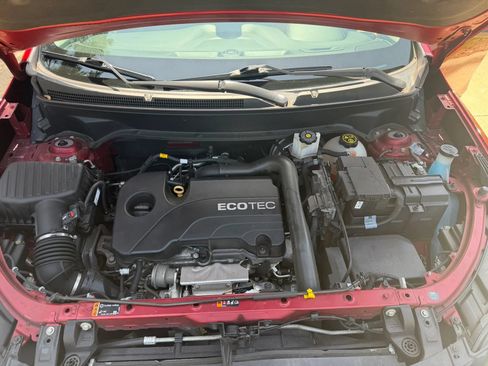 Used 2020 Chevrolet Equinox LT AWD/4WD image 30