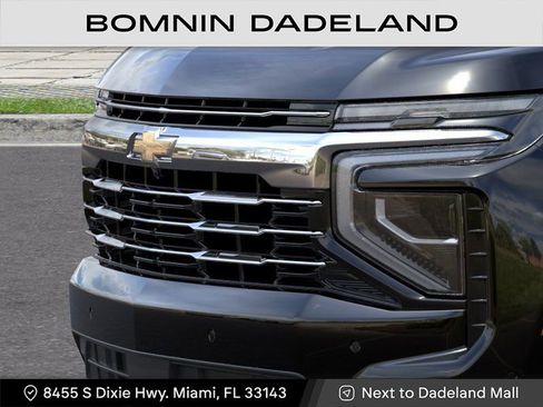 New 2026 Chevrolet Suburban LT image 13