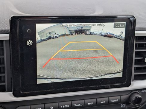 Certified 2025 Hyundai Venue Limited image 18