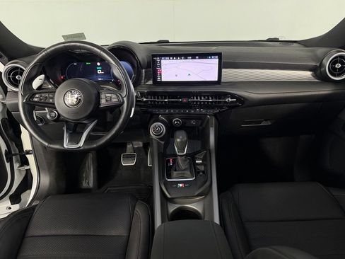 Used 2024 Alfa Romeo Tonale Veloce AWD/4WD image 16