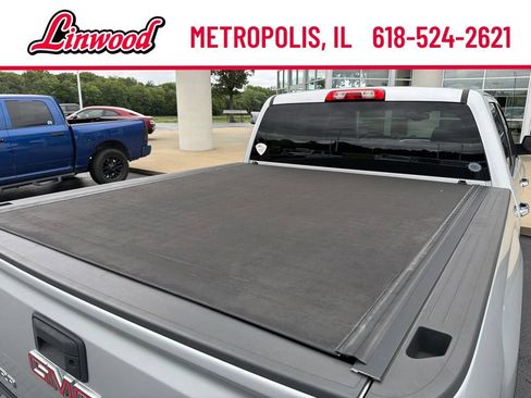 Used 2016 GMC Sierra 1500 SLT w/ SLT Premium Package AWD/4WD image 7