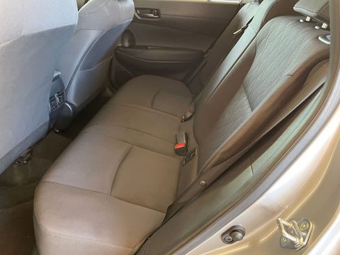 Used 2025 Toyota Corolla Cross LE image 23