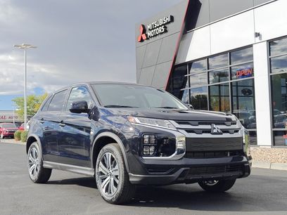 New 2025 Mitsubishi Outlander Sport ES