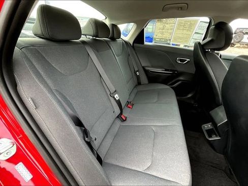 Used 2025 Kia K4 FWD image 20