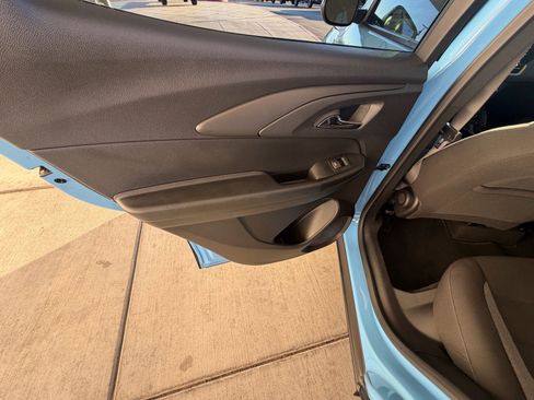 Used 2024 Chevrolet TrailBlazer LS w/ LS Convenience Package image 17