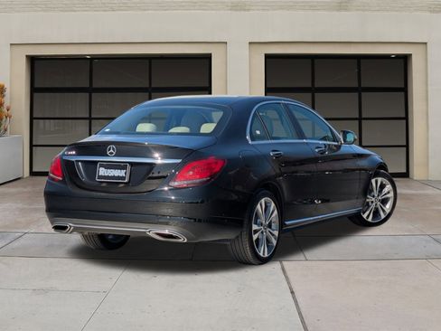 Used 2019 Mercedes-Benz C 300 Sedan image 4