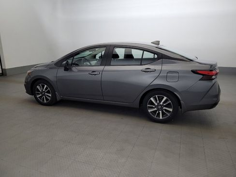 Used 2021 Nissan Versa SV w/ Trunk Package FWD image 3