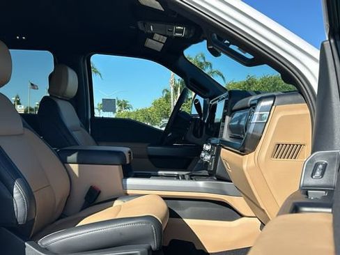 New 2026 Ford F250 Lariat w/ Lariat Premium Package AWD/4WD image 11