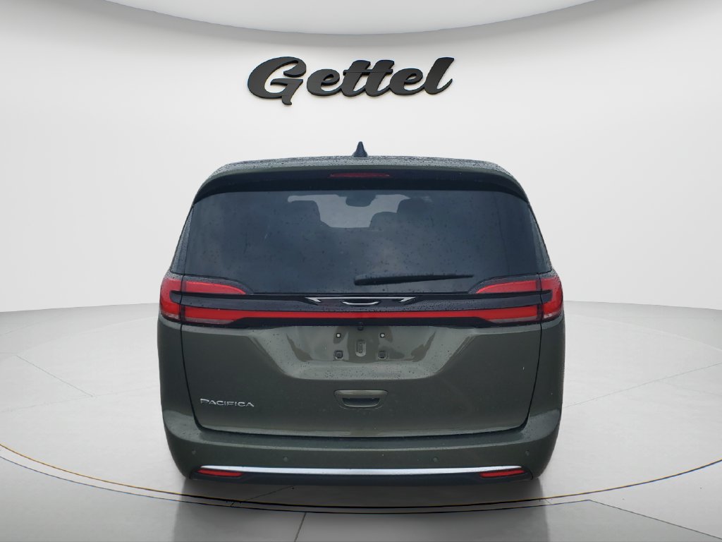 New 2027 Chrysler Pacifica Select FWD image 6