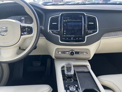 Used 2022 Volvo XC90 T8 Inscription w/ Advanced Package image 31