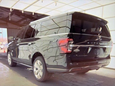 Used 2022 Ford Expedition Max King Ranch image 4