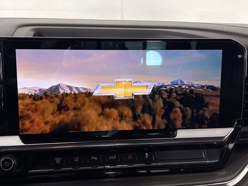 Used 2024 Chevrolet Silverado 3500 High Country w/ High Country Premium Package image 39