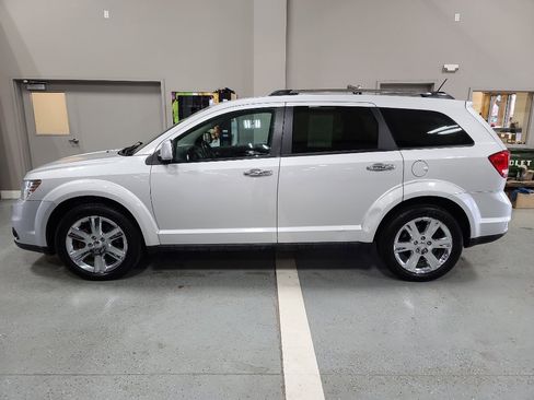 Used 2012 Dodge Journey Crew w/ Flexible Seating Group image 1