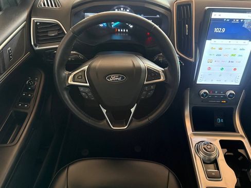 Used 2024 Ford Edge SEL AWD/4WD image 14