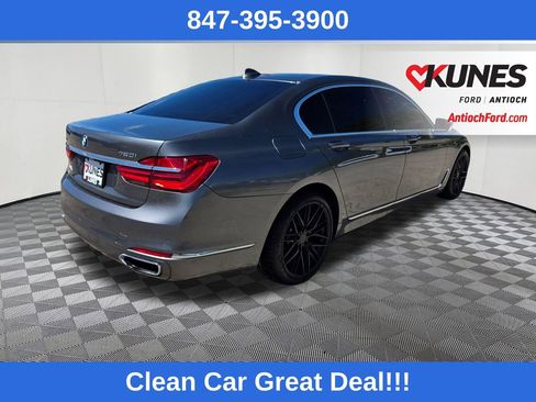 Used 2016 BMW 750i xDrive AWD/4WD image 7