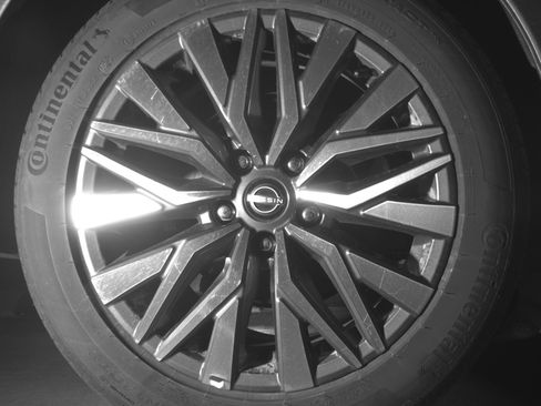 Used 2025 Nissan Altima 2.5 SV FWD image 15