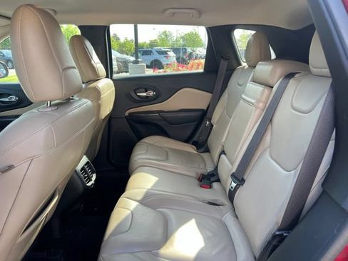 Used 2015 Jeep Cherokee Limited FWD image 14