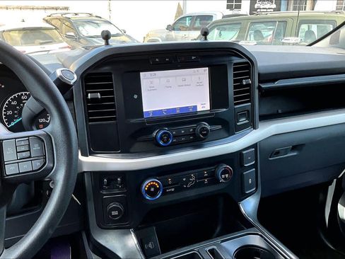 Used 2021 Ford F150 XLT image 7