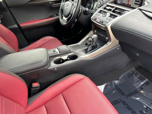 Used 2018 Lexus NX 300h AWD image 18