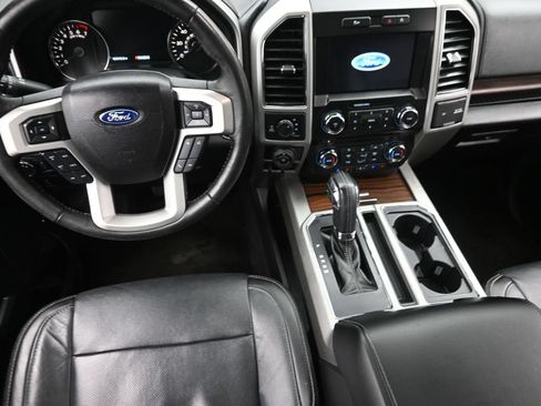 Used 2017 Ford F150 Lariat w/ Equipment Group 501A Mid AWD/4WD image 14