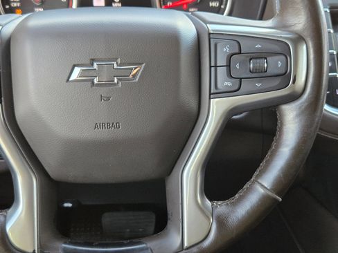 Used 2021 Chevrolet Suburban Z71 w/ Z71 Off-Road Package AWD/4WD image 22