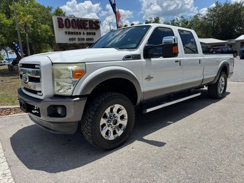Used 2011 Ford F250 Lariat w/ Lariat Ultimate Pkg AWD/4WD image 1
