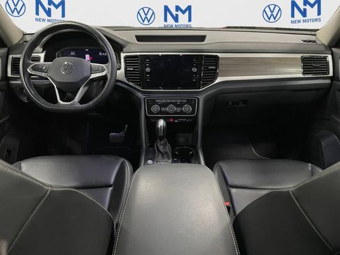 Used 2023 Volkswagen Atlas SEL AWD/4WD image 10