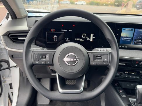 New 2026 Nissan Kicks SV image 20