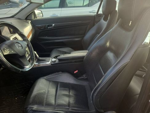 Used 2010 Mercedes-Benz E 550 Coupe image 7