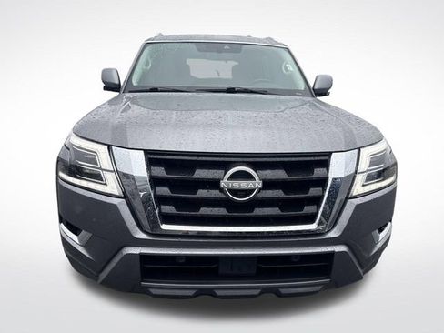Used 2024 Nissan Armada SL w/ Captain's Chairs Package AWD/4WD image 11