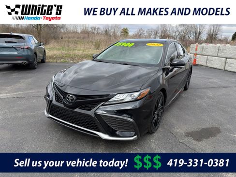 Used 2022 Toyota Camry XSE w/ Navigation Package image 1