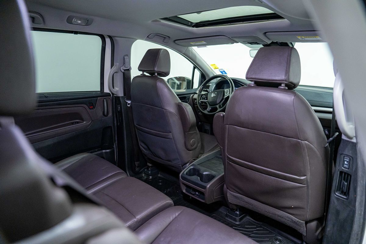 Used 2018 Honda Odyssey EX-L image 16
