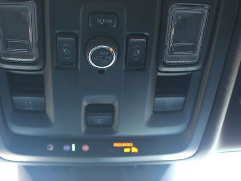 Used 2024 Cadillac Escalade Sport image 48