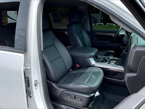 Used 2024 Chevrolet Silverado 3500 LTZ w/ LTZ Plus Package AWD/4WD image 15