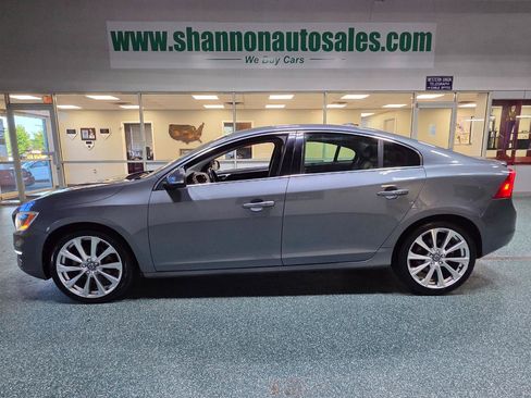 Used 2018 Volvo S60 T5 Inscription Platinum AWD/4WD image 7