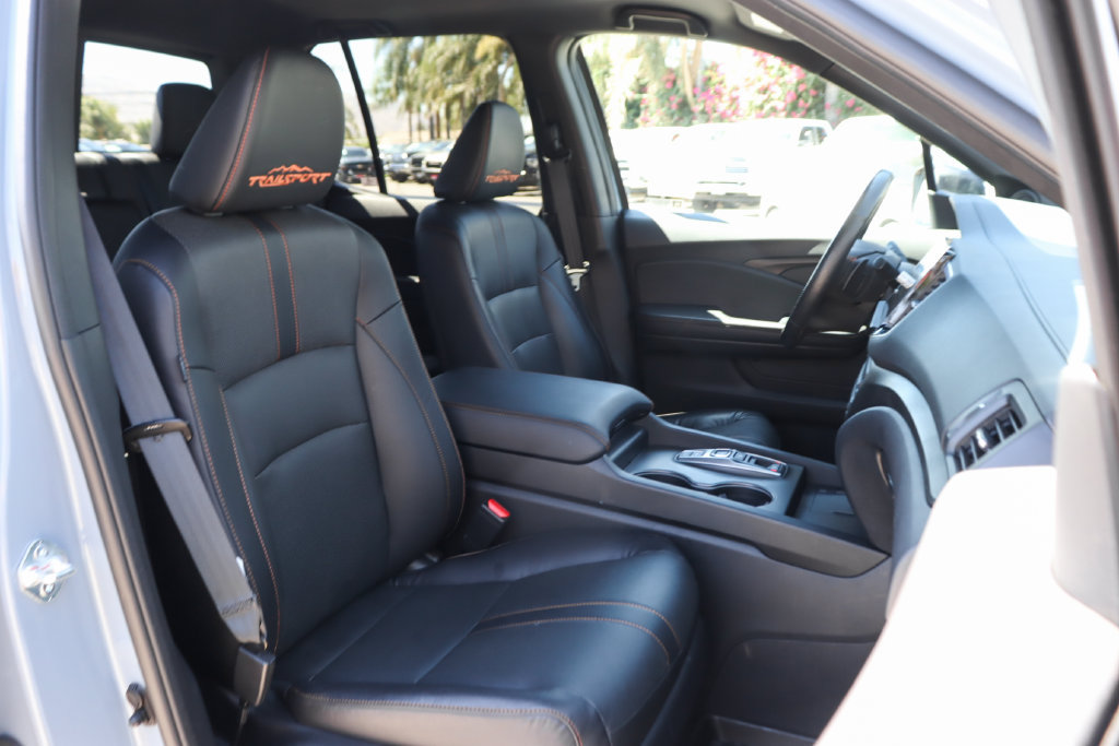 Used 2025 Honda Ridgeline TrailSport image 40