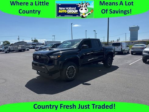 Used 2024 Toyota Tacoma TRD Sport w/ TRD Sport Upgrade Package AWD/4WD image 1