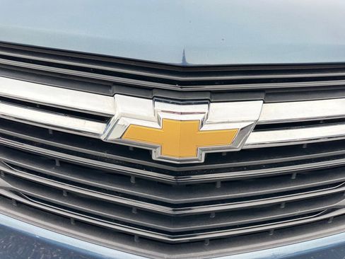 Used 2024 Chevrolet Equinox LT image 11