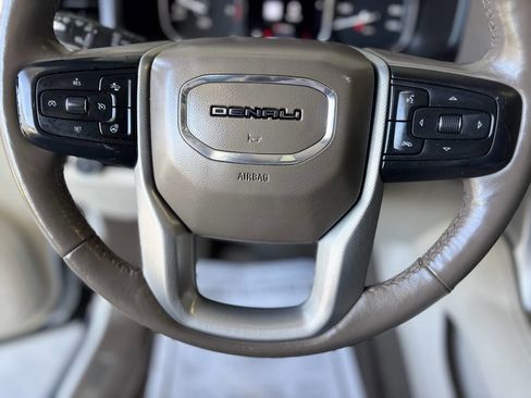 Used 2021 GMC Yukon Denali w/ Denali Ultimate Package image 15