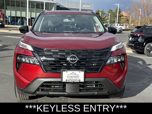 Used 2026 Nissan Rogue Dark Armor AWD/4WD image 10