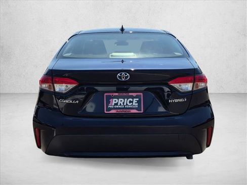 Used 2020 Toyota Corolla LE w/ Carpet Mat Package (TMS) FWD image 6