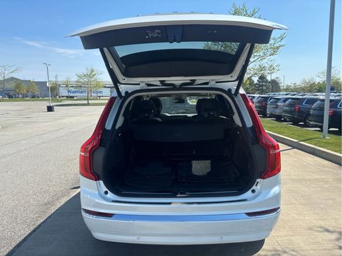 Used 2023 Volvo XC90 B6 Plus w/ Protection Package Premier AWD/4WD image 7
