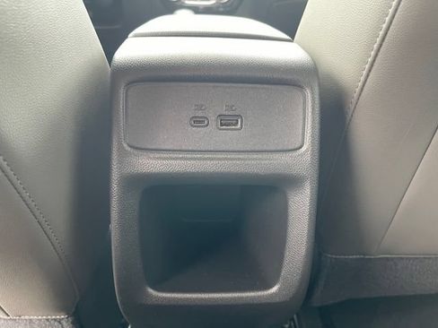 Used 2024 Chevrolet Trax ACTIV FWD image 16