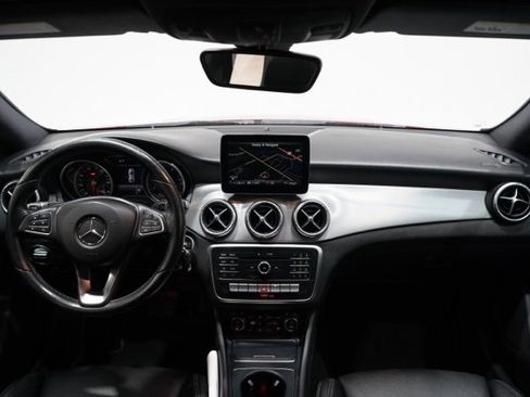 Used 2018 Mercedes-Benz CLA 250 4MATIC image 13